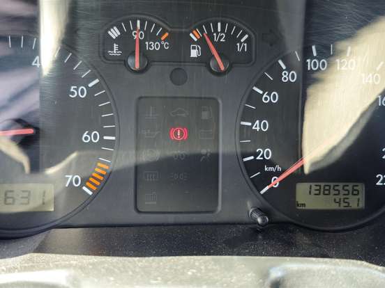 VOLKSWAGEN-PARATI-1.6 MI 8V GASOLINA 4P MANUAL G.III VOLKSWAGEN-PARATI-2000