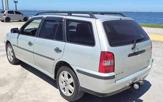 VOLKSWAGEN-PARATI-2000
