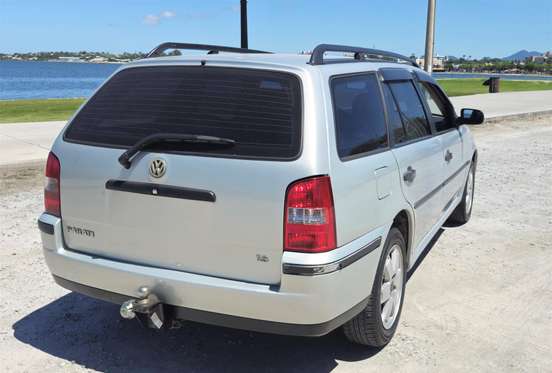 VOLKSWAGEN-PARATI-2000