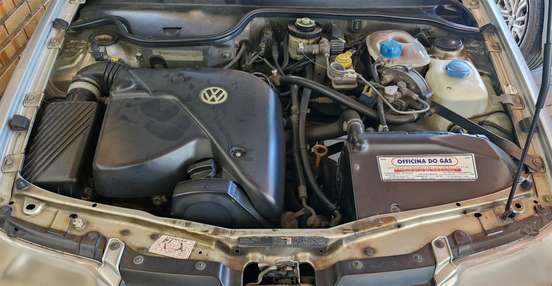 VOLKSWAGEN-PARATI-2000