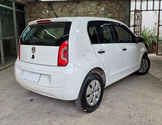 VOLKSWAGEN-UP-1.0 MPI TAKE UP 12V FLEX 4P MANUAL VOLKSWAGEN-UP-2017