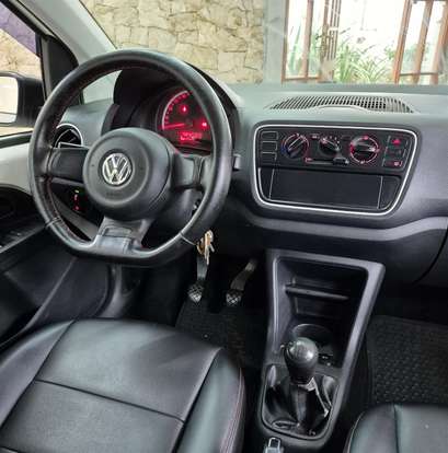 VOLKSWAGEN-UP-1.0 MPI TAKE UP 12V FLEX 4P MANUAL VOLKSWAGEN-UP-2017