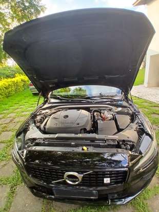 VOLVO-S60-2019