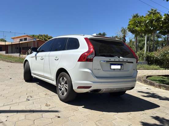 VOLVO-XC60-2.0 T5 COMFORT FWD TURBO GASOLINA 4P AUTOMÁTICO VOLVO-XC60-2015