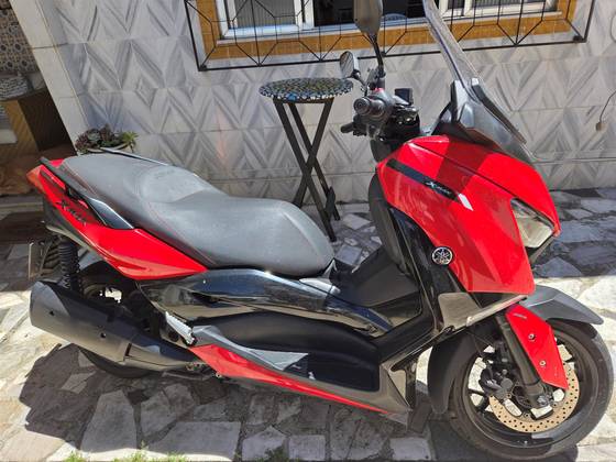 YAMAHA XMAX ABS 