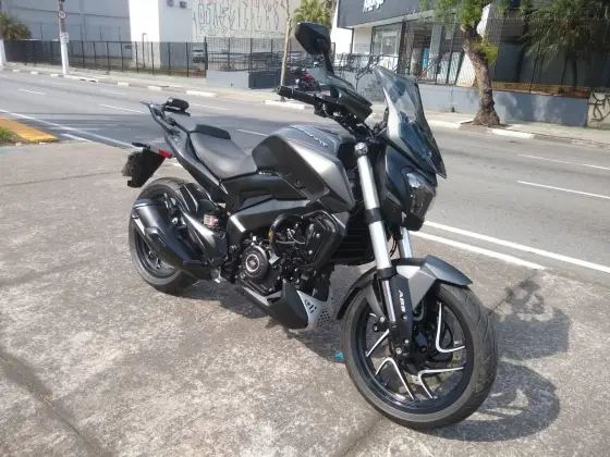 BAJAJ DOMINAR 400 