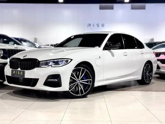 BMW 330e 2.0 16V TURBO HÍBRIDO M SPORT AUTOMÁTICO