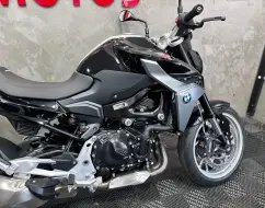 BMW F 900 R SPORT BMW F 900 R SPORT