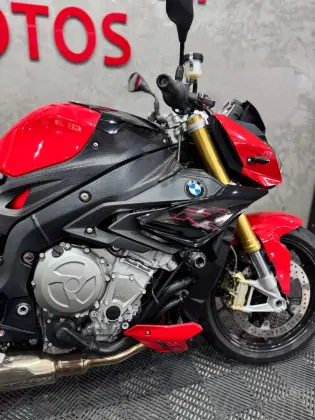 BMW S 1000 R BMW S 1000 R