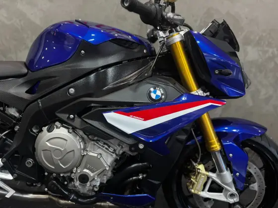 BMW S 1000 R BMW S 1000 R