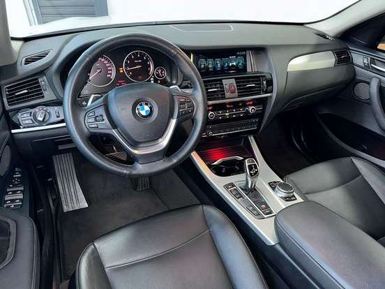 BMW-X4-2017