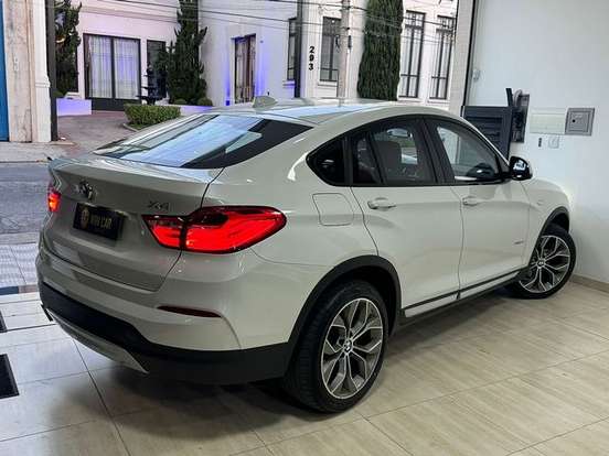 BMW-X4-2017