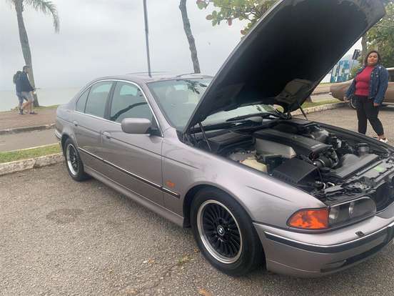 BMW-540i-4.4 SEDAN V8 32V GASOLINA 4P AUTOMÁTICO BMW-540i-1997