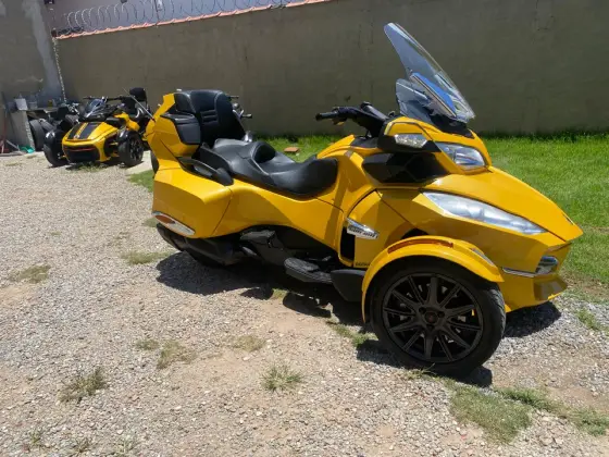CAN-AM SPYDER RT LIMITED 