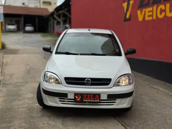 CHEVROLET-CORSA-1.0 MPFI MAXX SEDAN 8V GASOLINA 4P MANUAL CHEVROLET-CORSA-2004