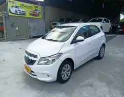 CHEVROLET ONIX 1.0 MPFI LS 8V FLEX 4P MANUAL CHEVROLET ONIX 1.0 MPFI LS 8V FLEX 4P MANUAL