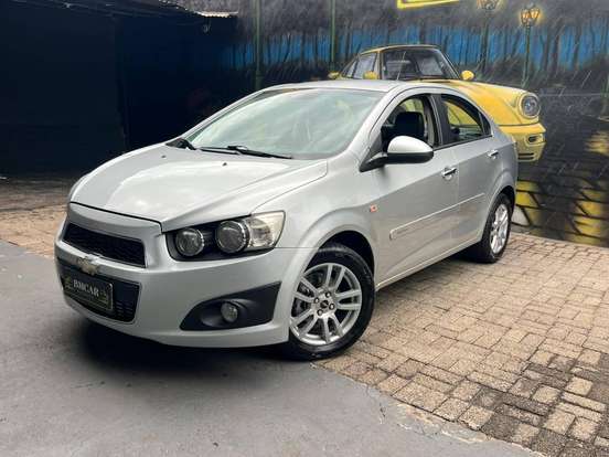 CHEVROLET-SONIC-2013