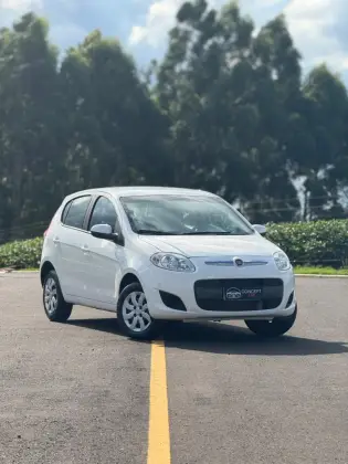 FIAT PALIO 1.0 MPI ATTRACTIVE 8V FLEX 4P MANUAL FIAT PALIO 1.0 MPI ATTRACTIVE 8V FLEX 4P MANUAL