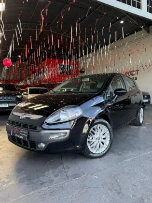 FIAT PUNTO 1.6 ESSENCE 16V FLEX 4P AUTOMATIZADO FIAT PUNTO 1.6 ESSENCE 16V FLEX 4P AUTOMATIZADO