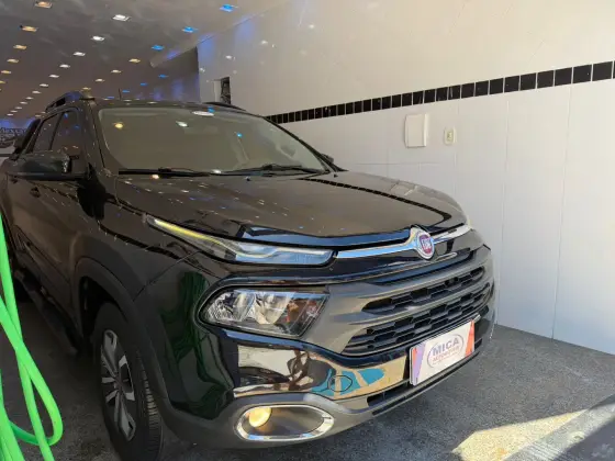 FIAT TORO 1.8 16V EVO FLEX FREEDOM AT6 FIAT TORO 1.8 16V EVO FLEX FREEDOM AT6
