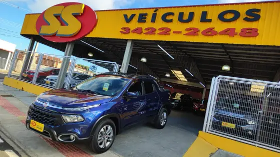 FIAT TORO 2.0 16V TURBO DIESEL FREEDOM 4WD AT9 FIAT TORO 2.0 16V TURBO DIESEL FREEDOM 4WD AT9