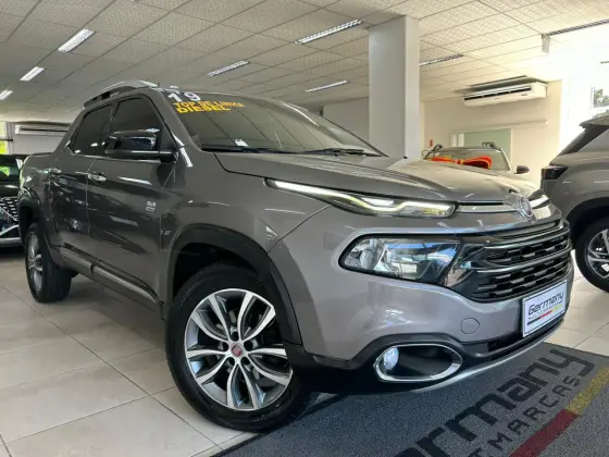FIAT TORO 2.0 16V TURBO DIESEL VOLCANO 4WD AT9 FIAT TORO 2.0 16V TURBO DIESEL VOLCANO 4WD AT9