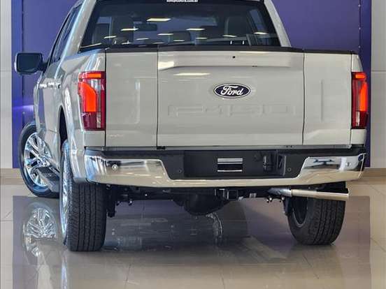 FORD-F-150-5.0 V8 GASOLINA CD LARIAT FX4 AUTOMÁTICO FORD-F-150-2024