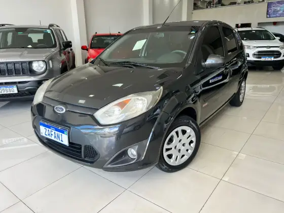 FORD FIESTA 1.6 ROCAM HATCH 8V FLEX 4P MANUAL
