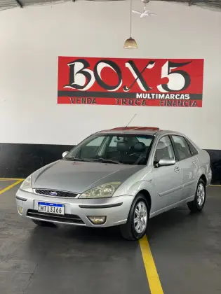 FORD FOCUS 2.0 GHIA SEDAN 16V GASOLINA 4P AUTOMÁTICO