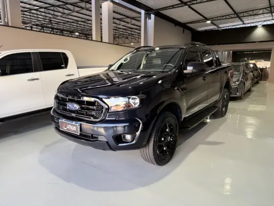 FORD RANGER 2.2 BLACK 4X2 CD 16V DIESEL 4P AUTOMÁTICO
