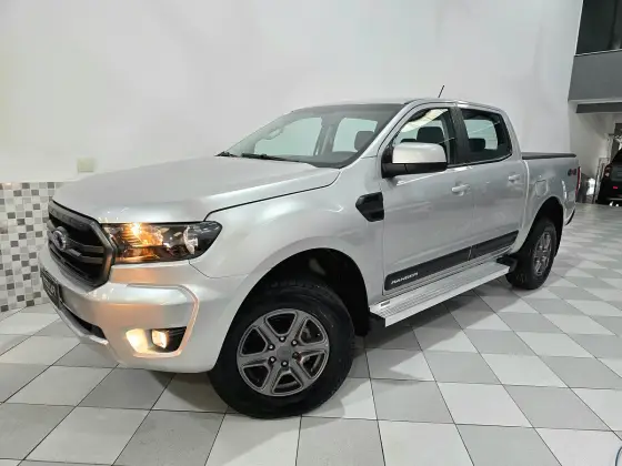 FORD RANGER 2.2 XLS 4X4 CD 16V DIESEL 4P AUTOMÁTICO FORD RANGER 2.2 XLS 4X4 CD 16V DIESEL 4P AUTOMÁTICO