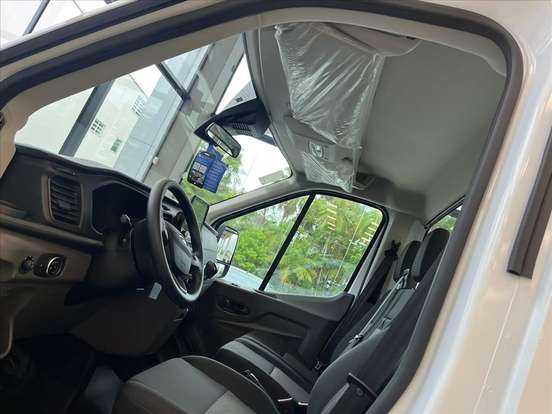 FORD-TRANSIT-2025