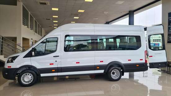 FORD-TRANSIT-2025
