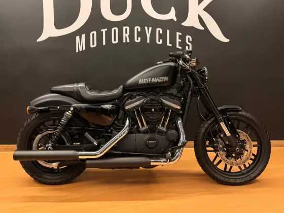 HARLEY-DAVIDSON SPORTSTER ROADSTER 