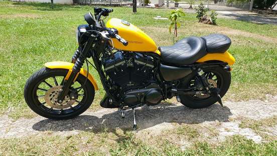 HARLEY-DAVIDSON-SPORTSTER IRON 883-2011