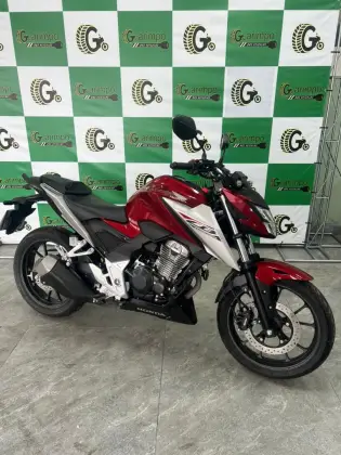 HONDA CB 300F TWISTER CBS HONDA CB 300F TWISTER CBS