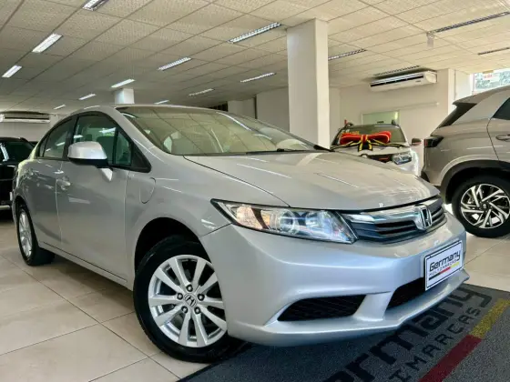 HONDA CIVIC 1.8 LXS 16V FLEX 4P AUTOMÁTICO