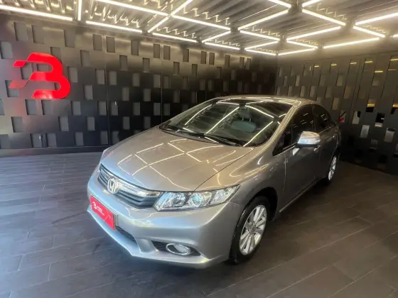 HONDA CIVIC 2.0 LXR 16V FLEX 4P AUTOMÁTICO