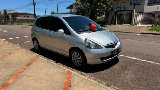 HONDA FIT 1.4 LX 8V GASOLINA 4P AUTOMÁTICO HONDA FIT 1.4 LX 8V GASOLINA 4P AUTOMÁTICO