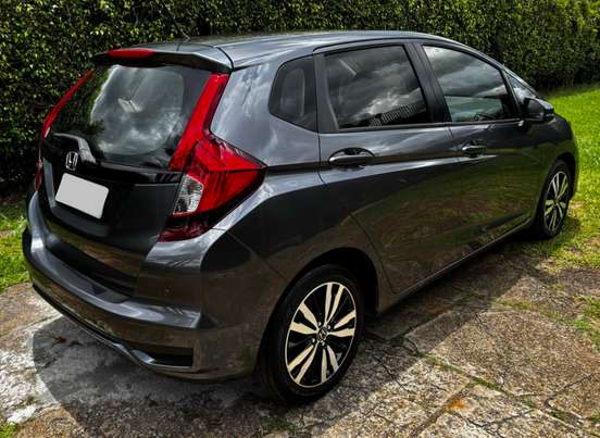 HONDA-FIT-2017