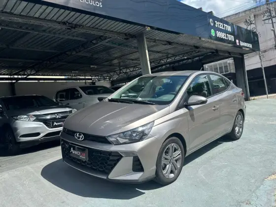 HYUNDAI HB20S 1.0 TGDI FLEX COMFORT PLUS AUTOMÁTICO HYUNDAI HB20S 1.0 TGDI FLEX COMFORT PLUS AUTOMÁTICO