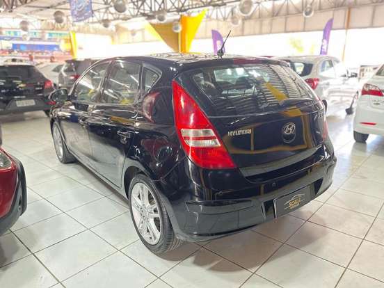 HYUNDAI-I30-2011