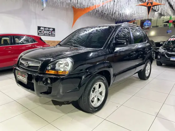 HYUNDAI TUCSON 2.0 MPFI GLS 16V 143CV 2WD FLEX 4P AUTOMÁTICO HYUNDAI TUCSON 2.0 MPFI GLS 16V 143CV 2WD FLEX 4P AUTOMÁTICO