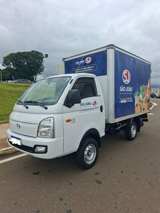 HYUNDAI HR 2.5 TURBO DIESEL CS 4WD MANUAL