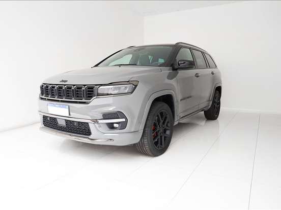 JEEP-COMMANDER-2.0 HURRICANE 4 TURBO GASOLINA BLACKHAWK AT9 JEEP-COMMANDER-2024