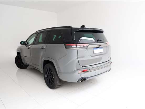 JEEP-COMMANDER-2.0 HURRICANE 4 TURBO GASOLINA BLACKHAWK AT9 JEEP-COMMANDER-2024