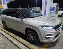 JEEP COMMANDER 1.3 T270 TURBO FLEX OVERLAND AT6 JEEP COMMANDER 1.3 T270 TURBO FLEX OVERLAND AT6