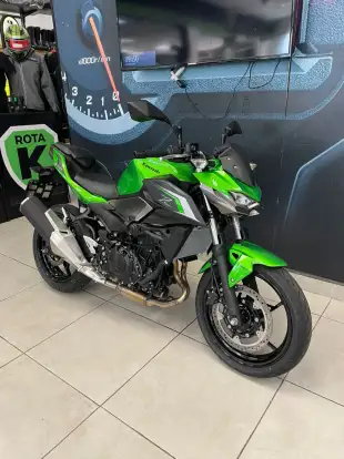 KAWASAKI-Z500-2026