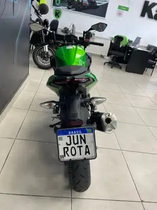 KAWASAKI-Z500-2026