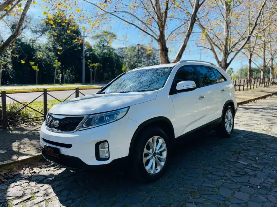KIA SORENTO 2.4 16V GASOLINA EX AUTOMÁTICO